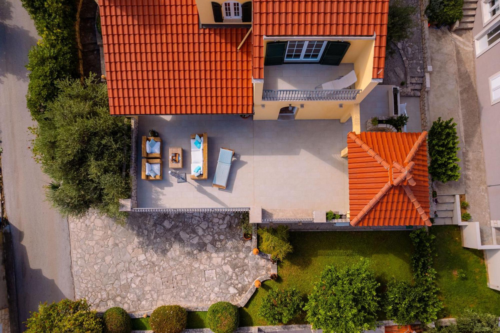 House 4 You Lumbarda Kültér fotó